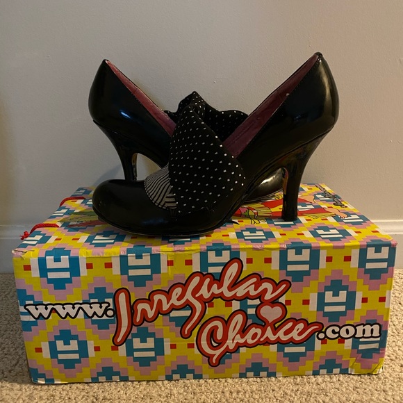 Irregular Choice ‘Flick Flack” Black Heels - Picture 6 of 6